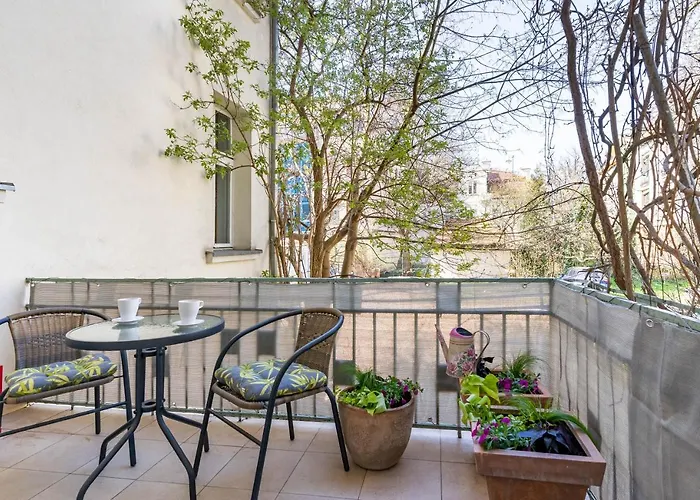 Kierunek Deluxe Ii Krolowej Jadwigi 7 *