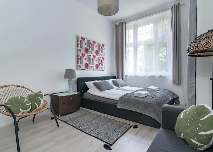 Kierunek Deluxe Ii Krolowej Jadwigi 7 *